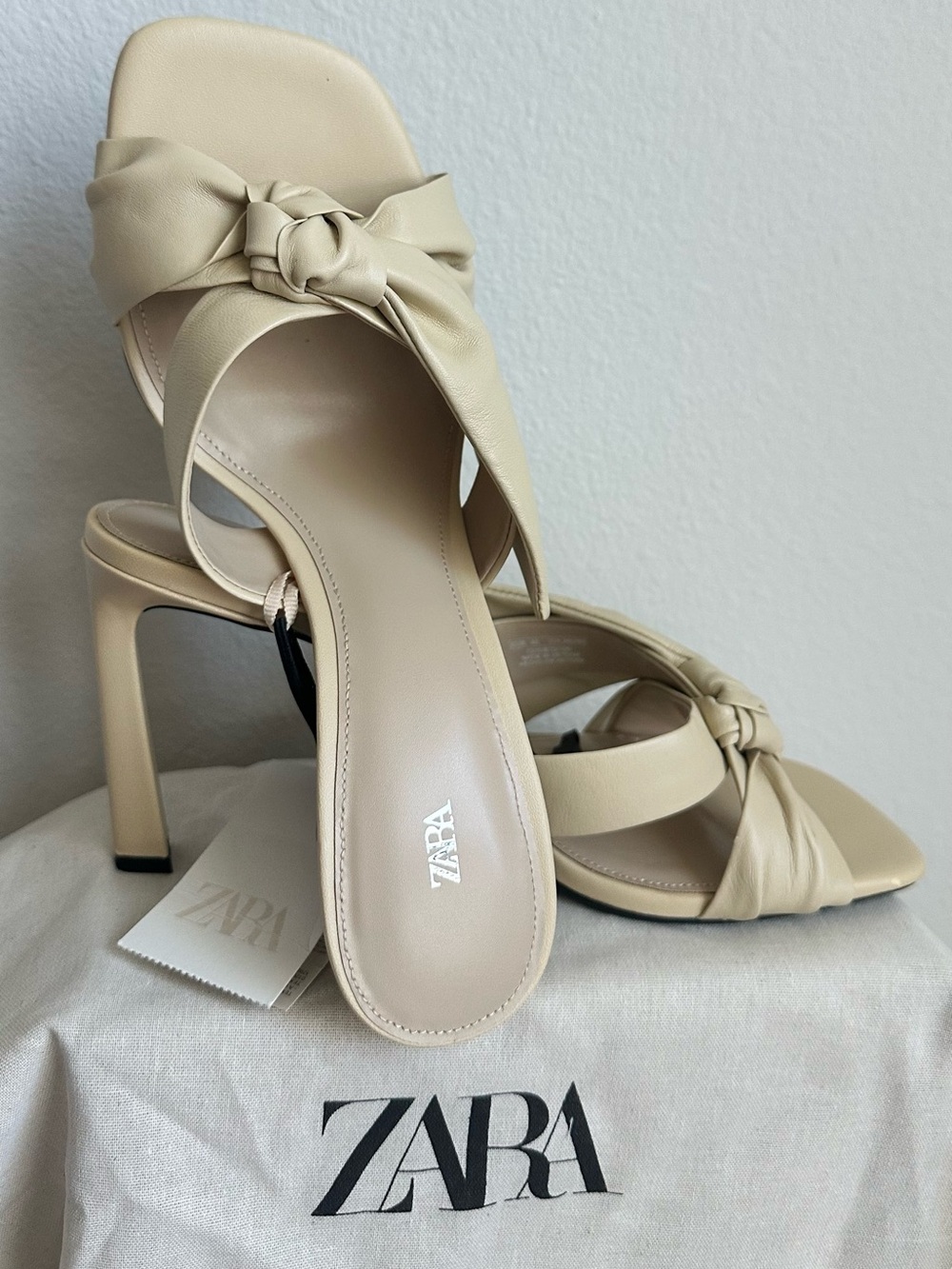 ZARA Leather Knot Mules Heels - Picture 1 of 8